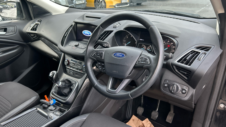 Ford Kuga 2.0 TDCi Titanium Edition 5dr 2WD Diesel Estate